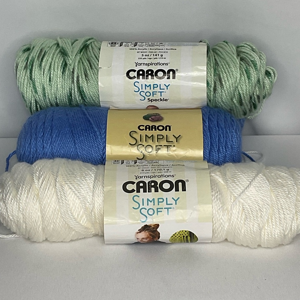 Acrylic Yarn Bundle in Green, Blue, and White - Picture 2 of 4
